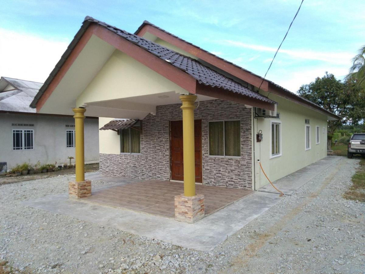 Homestay Pantai Remis Jeram  ภายนอก รูปภาพ